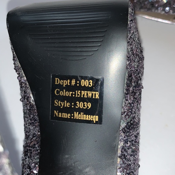 NWOT 9 Bakers Melina Pewter Sequin High Heel Pump - Picture 7 of 13